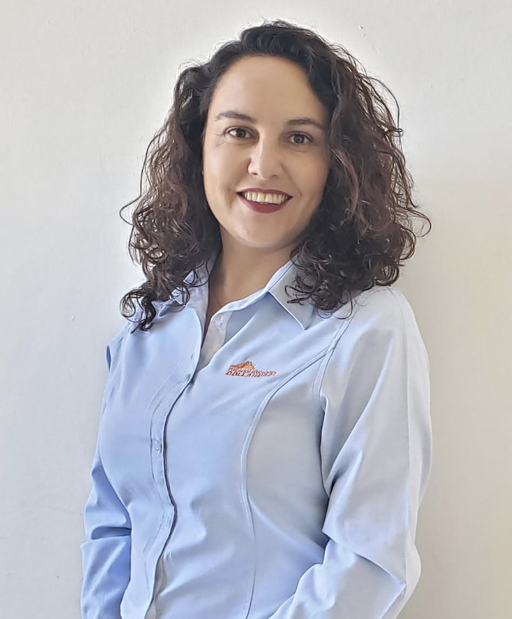 CLAUDIA LABRAÑA CABALÍN