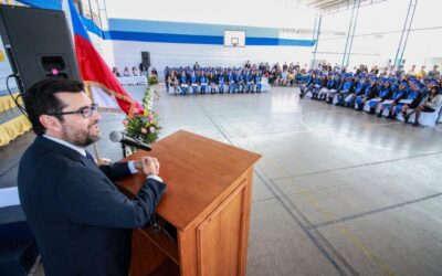 95 ESTUDIANTES EGRESAN DE 4° MEDIO EN LICEO JUAN PABLO II