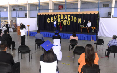 137 ESTUDIANTES EGRESARON DE CUARTO MEDIO EN LICEO BICENTENARIO MINERO JUAN PABLO II DE ALTO HOSPICIO