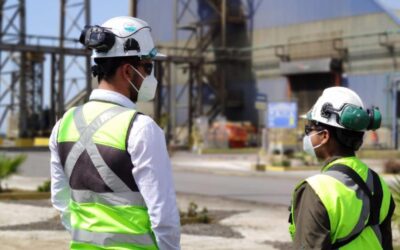 JÓVENES DEL LICEO DE PICA ENTRENAN COMO OPERADORES MANTENEDORES EN EL TERMINAL MARÍTIMO DE COLLAHUASI