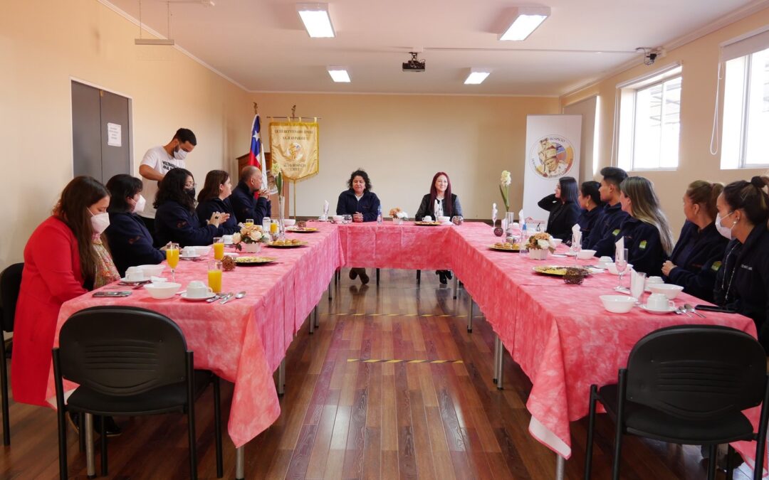 Más de 800 jóvenes de liceos bicentenarios coadministrados por Fundación Educacional Collahuasi participan en talleres de desarrollo personal