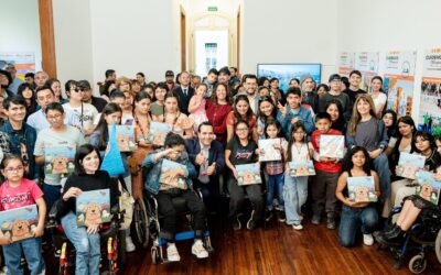 Niños y jóvenes del Instituto Teletón Iquique exponen sus creaciones en Sala de Arte Casa Collahuasi